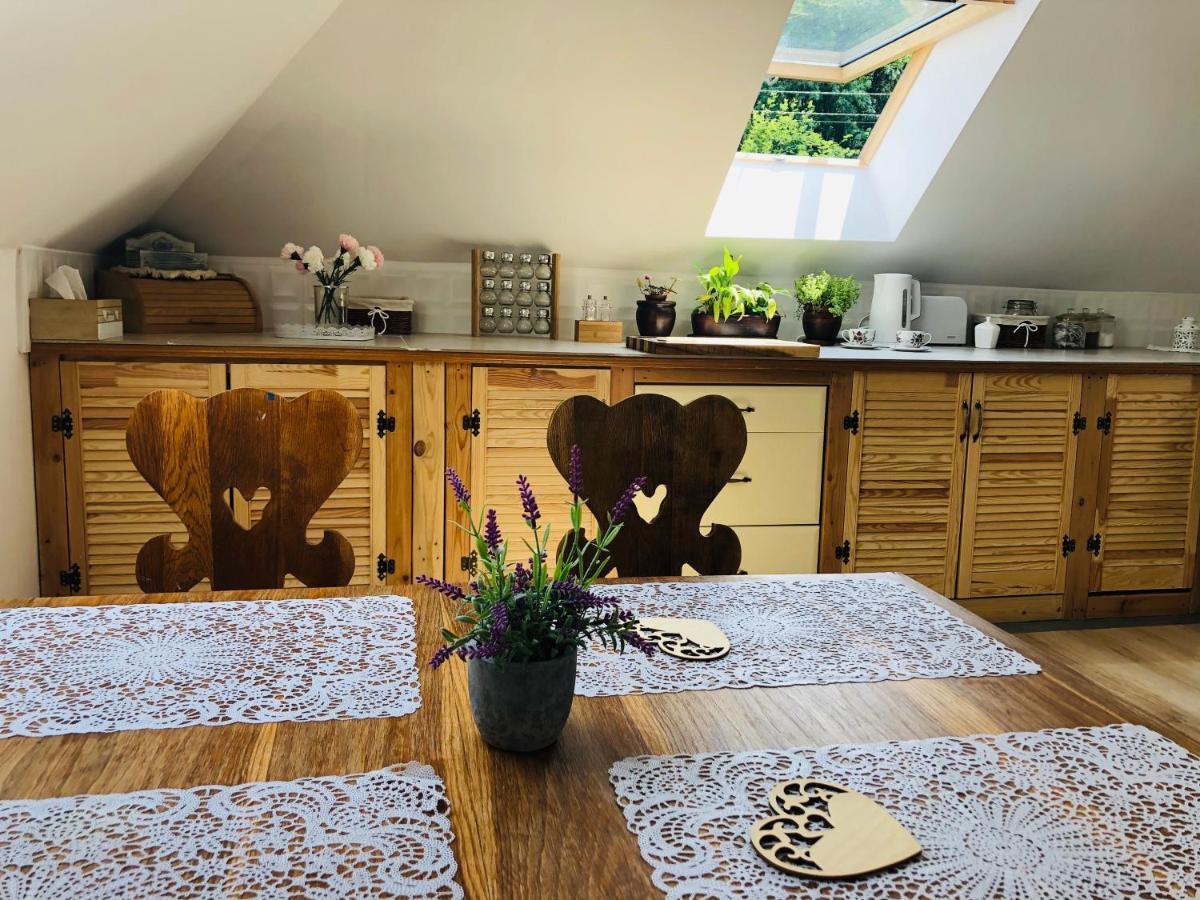 Chalet Nibylandia Motylkowa Nowa Wies Grodziska